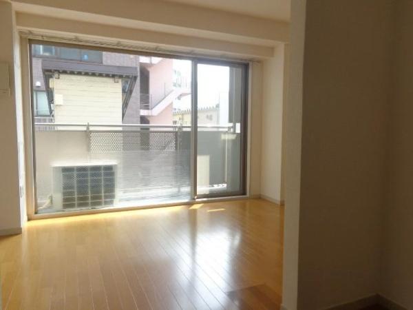 中央区明石町のマンション