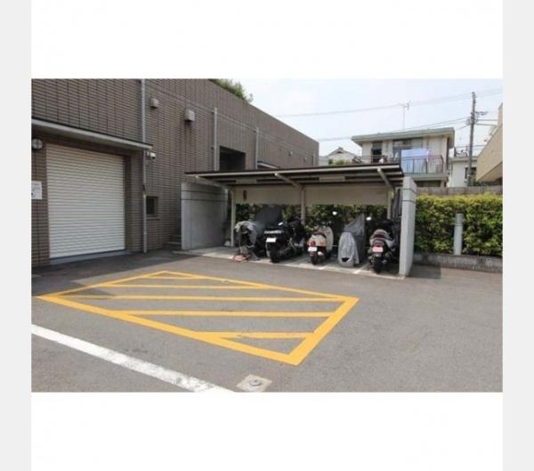 世田谷区羽根木２丁目のマンション