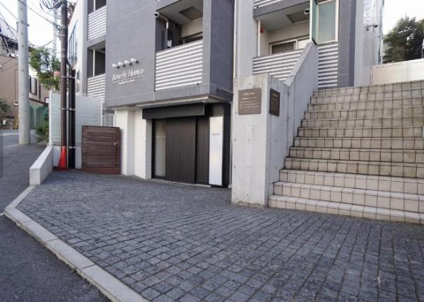 渋谷区鶯谷町のマンション