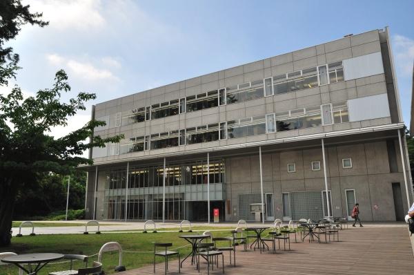 渋谷区松濤２丁目のマンション(東京大学駒場図書館)
