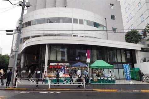 渋谷区代々木５丁目のマンション(まいばすけっと代々木駅西店)