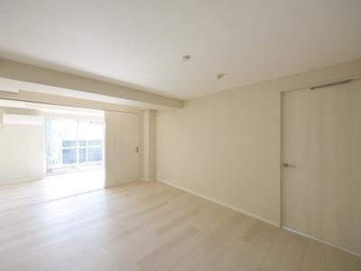 中央区新川２丁目のマンション