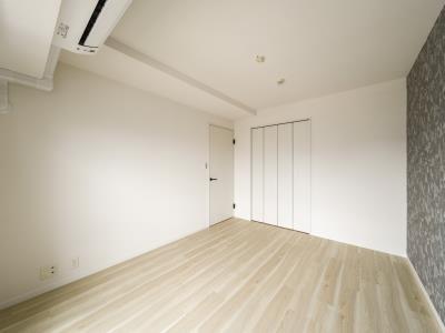 中央区新川２丁目のマンション