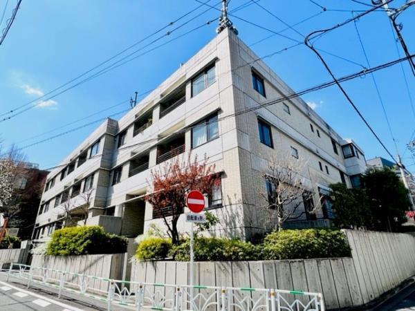 渋谷区上原３丁目のマンション