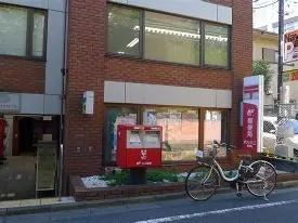 渋谷区代々木３丁目のマンション(代々木三郵便局)