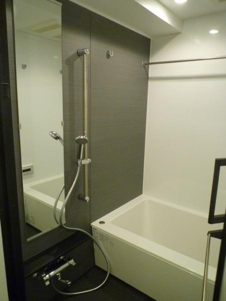 渋谷区本町４丁目のマンション