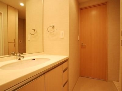 渋谷区富ヶ谷２丁目のマンション