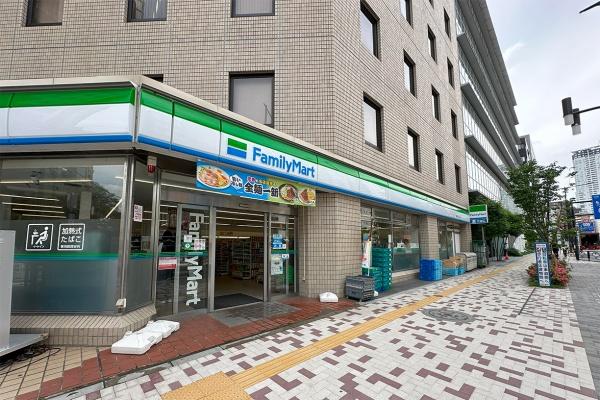 目黒区中目黒２丁目のマンション(ファミリーマート中目黒一丁目店)