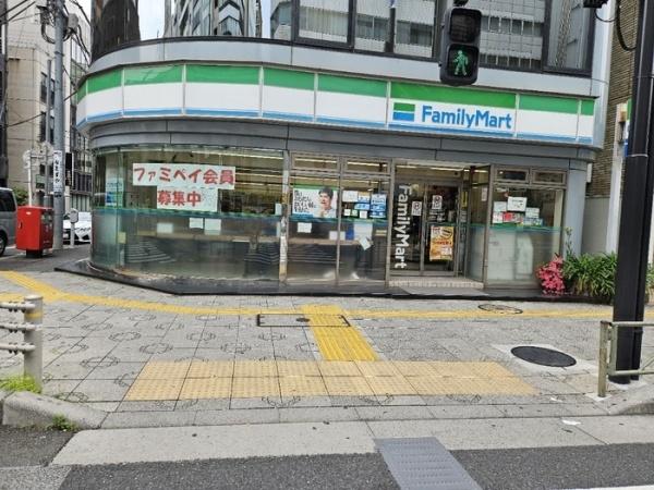 千代田区神田須田町１丁目のマンション(ファミリーマート神田鍛冶町三丁目店)