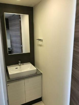 港区三田３丁目のマンション