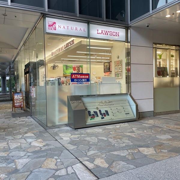 港区東新橋２丁目のマンション(ナチュラルローソンコモディオ汐留店)