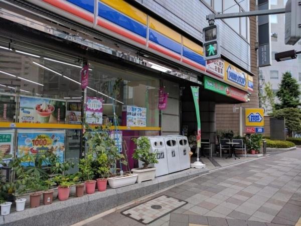 中央区新川１丁目のマンション(ミニストップ新川1丁目店)