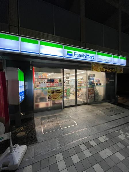中央区日本橋人形町３丁目のマンション(ファミリーマート日本橋人形町三丁目店)