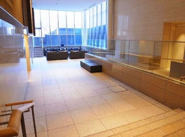 渋谷区神宮前３丁目のマンション