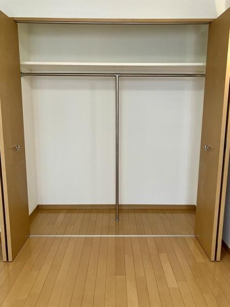 新宿区東五軒町のマンション