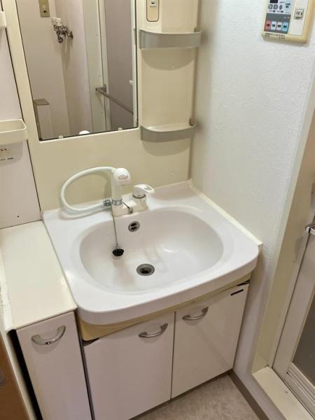 新宿区東五軒町のマンション
