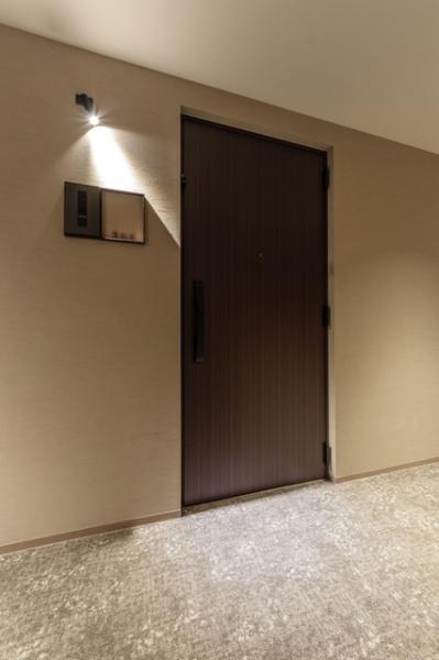 新宿区大京町のアパート