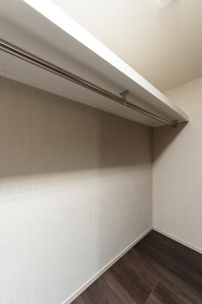 新宿区大京町のアパート