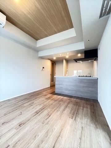 新宿区市谷本村町のマンション