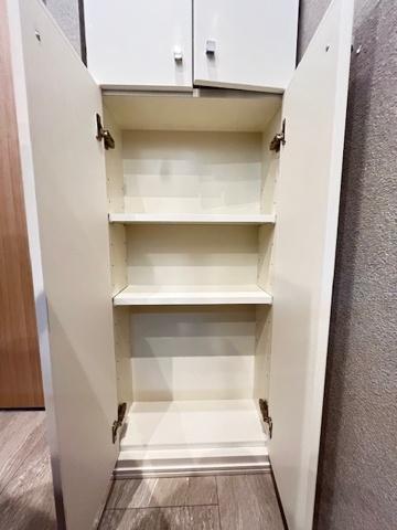 新宿区市谷本村町のマンション