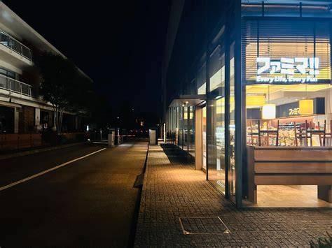 目黒区上目黒５丁目のマンション(ファミマ代官山店)