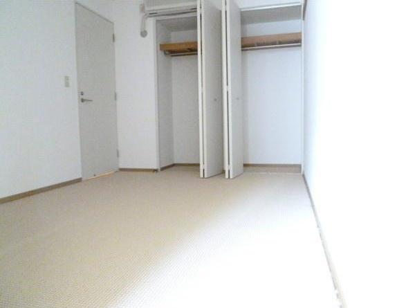 世田谷区三軒茶屋２丁目のマンション