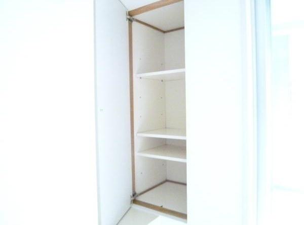 世田谷区三軒茶屋２丁目のマンション
