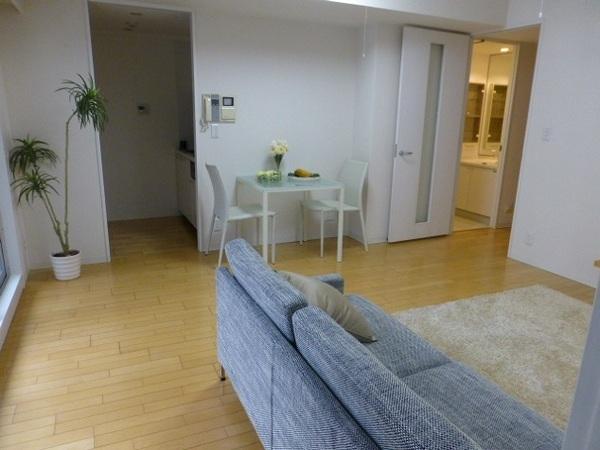 中央区新川２丁目のマンション