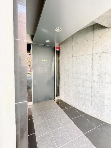 渋谷区代々木３丁目のマンション