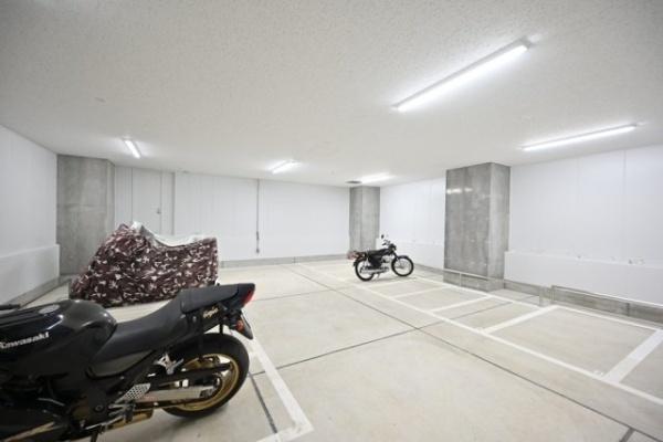 中野区中野４丁目のマンション