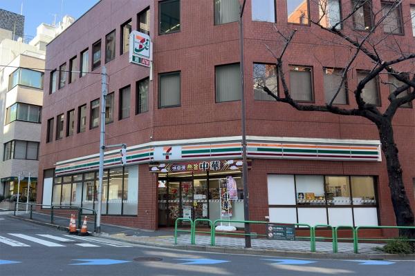千代田区九段南２丁目のマンション(セブンイレブン九段南大妻通り店)