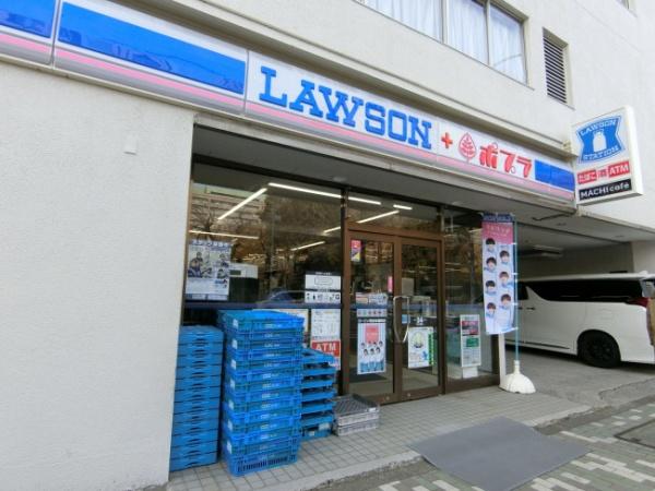 新宿区市谷本村町のマンション(ローソン四谷本塩町店)
