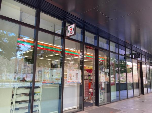 新宿区市谷本村町のマンション(セブンイレブン四谷店)