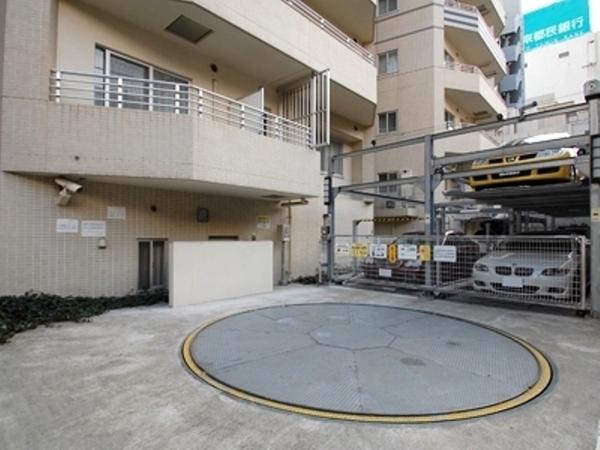港区六本木２丁目のマンション
