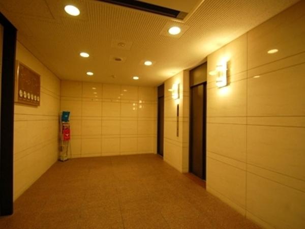 港区六本木２丁目のマンション