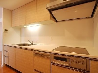 港区南麻布２丁目のマンション