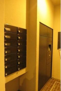 目黒区上目黒３丁目のマンション