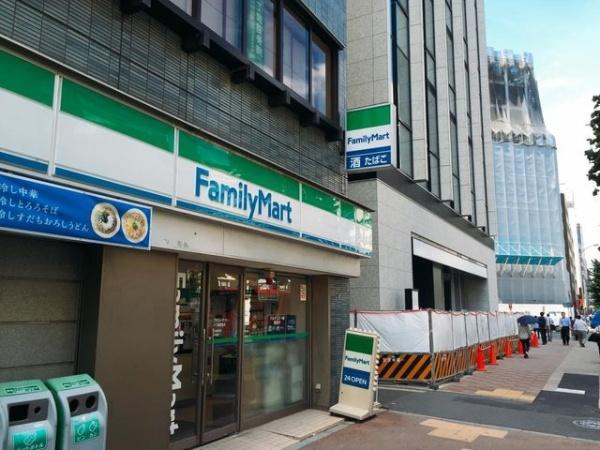 中央区八丁堀２丁目のマンション(ファミリーマート八丁堀駅前店)