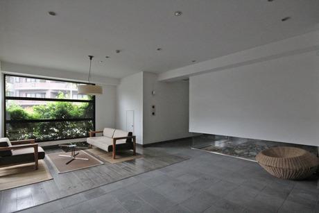 渋谷区上原３丁目のマンション