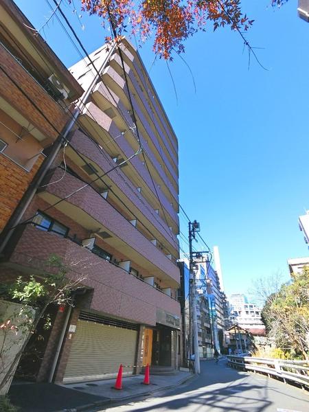 渋谷区東３丁目のマンション