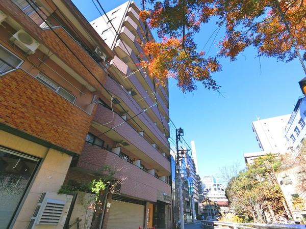 渋谷区東３丁目のマンション