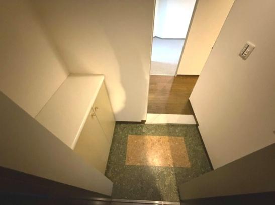 渋谷区本町４丁目のマンション
