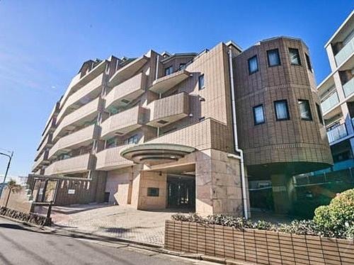 渋谷区本町４丁目のマンション