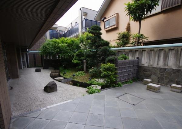 渋谷区本町４丁目のマンション