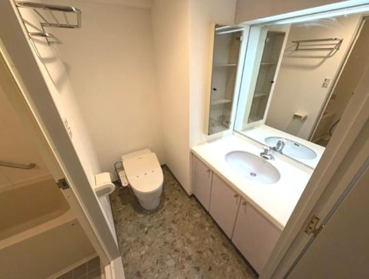 渋谷区本町４丁目のマンション