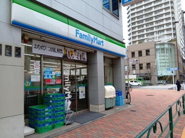 江東区三好４丁目のマンション(ファミリーマート江東白河四丁目店)