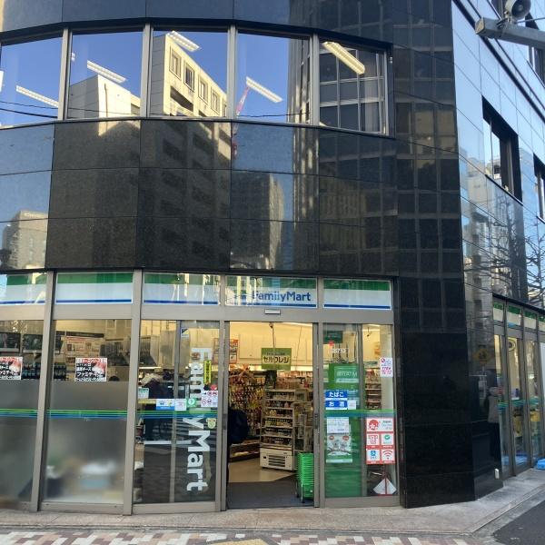 千代田区神田多町２丁目のマンション(ファミリーマート神田司町店)