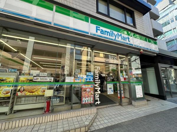 千代田区平河町１丁目のマンション(ファミリーマート紀尾井町三番地店)