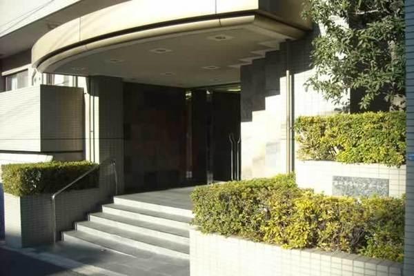 新宿区高田馬場４丁目のマンション