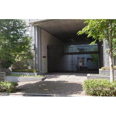 新宿区南元町のマンション